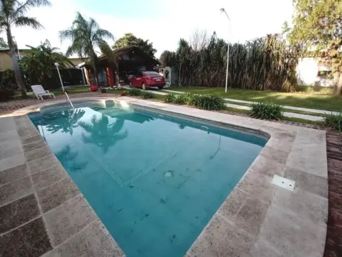 Casa quinta en Pueblo Belgrano con piscina - Santiago Badaracco Propiedades (7)