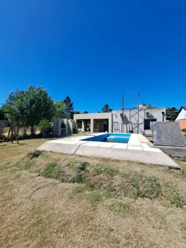 En venta casa en excelente estado en Nuevo Pueblo Belgrano - Santiago Badaracco Propiedades (17)