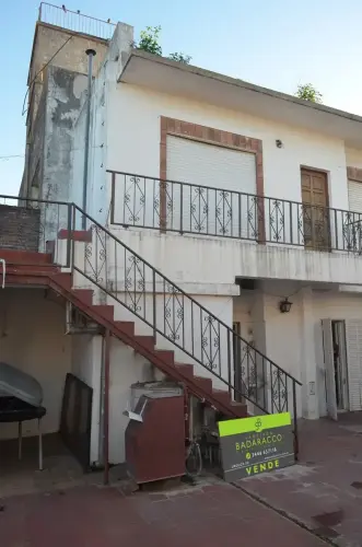 inmobiliaria santioago badaracco-casa en calle del valle-Gualeguaychu-Entre Rios-Venta (44)